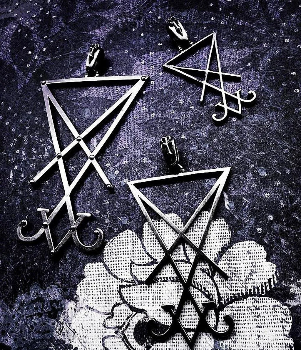 Small Lucifer Sigil Pendant - Elegant Occult Jewelry for Spiritual Symbolism