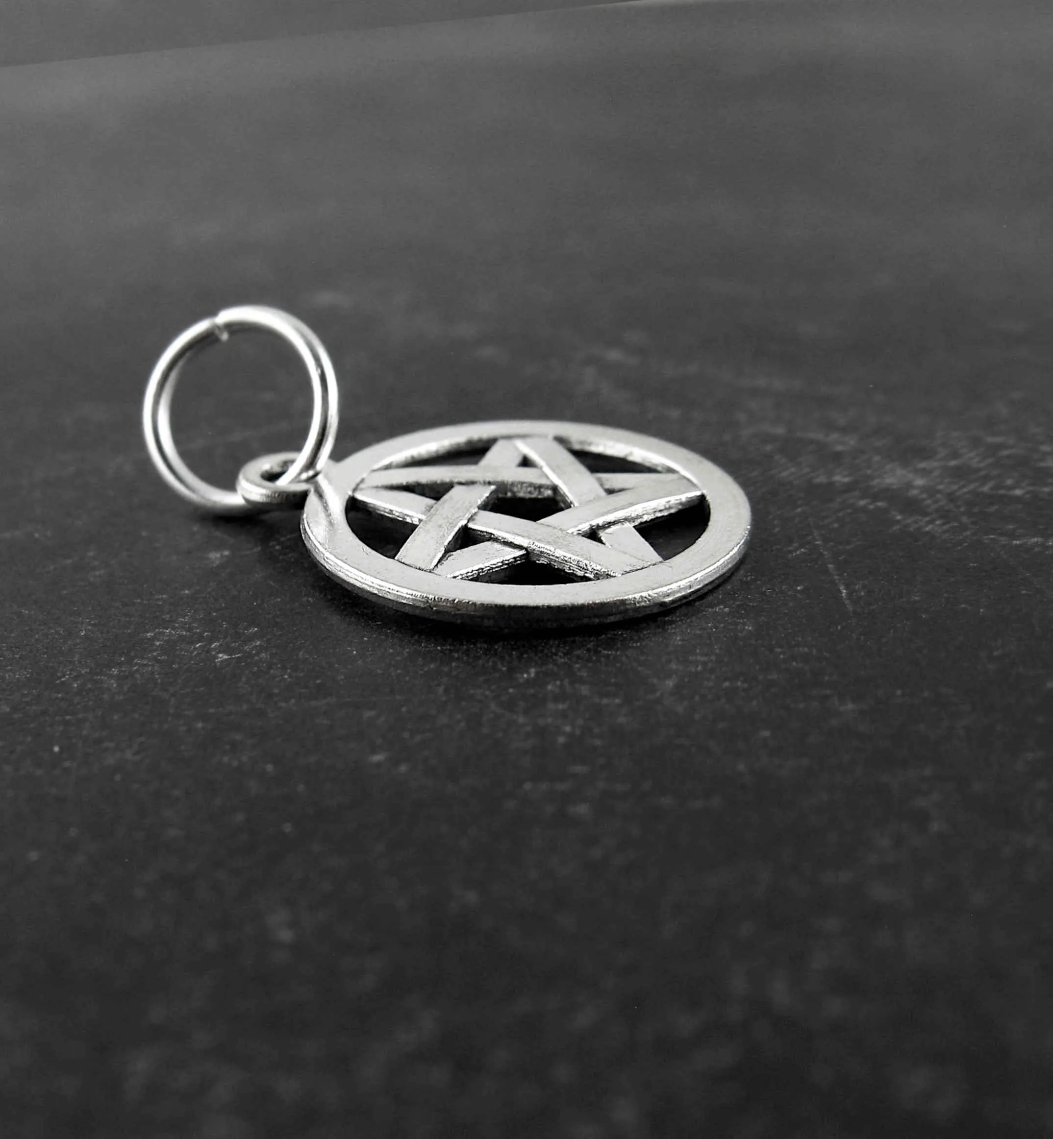 Small Pentagram Amulet Pendant