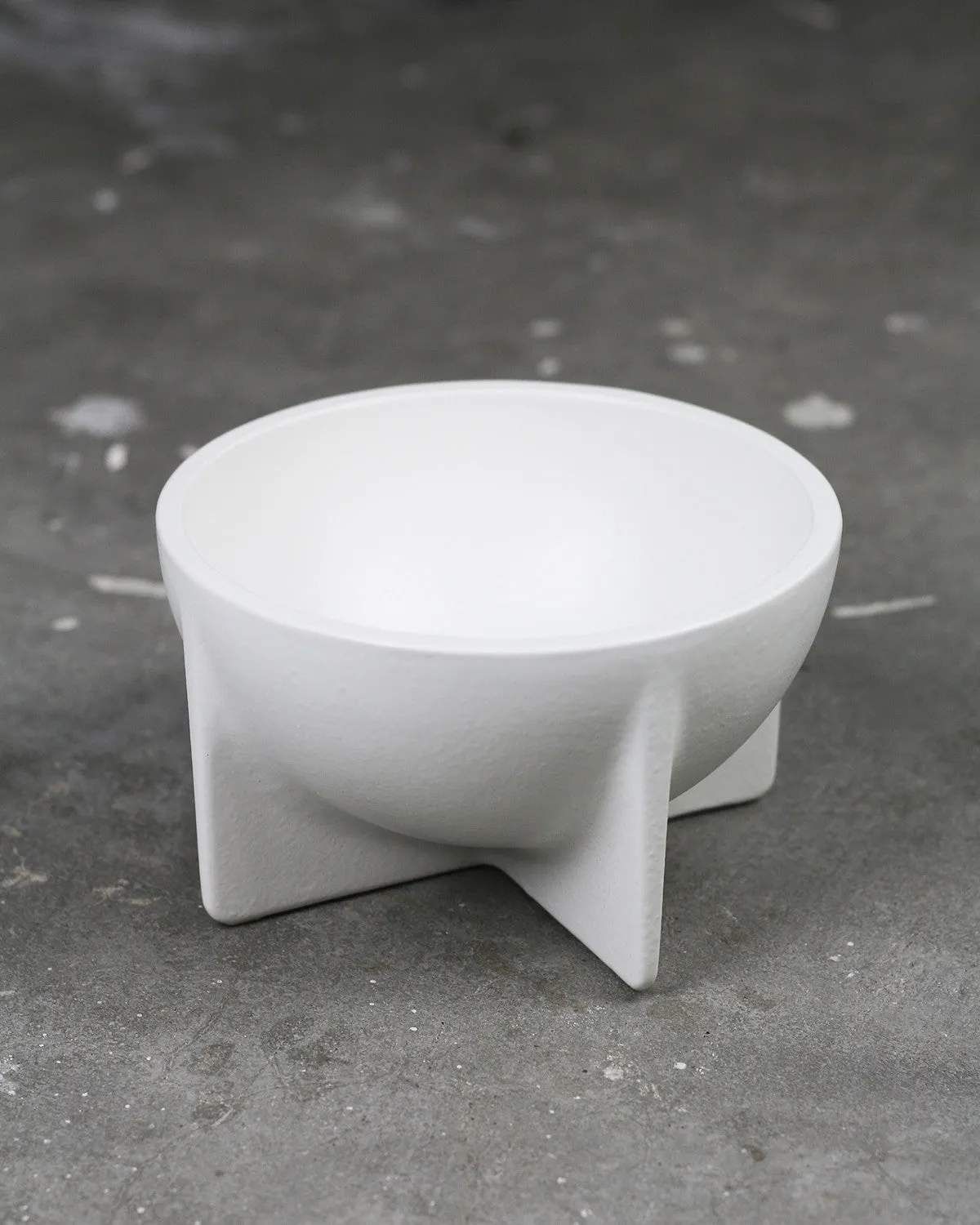 standing bowl // small